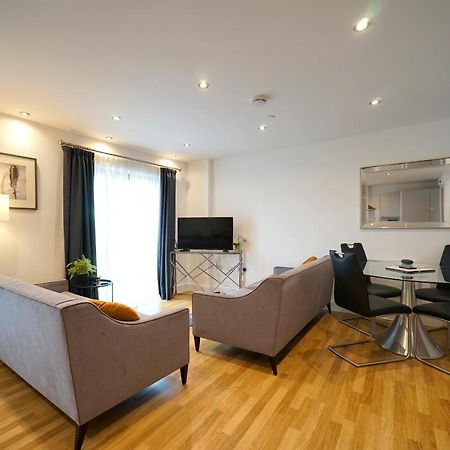 Modern 2 Bed Apartment With Juliet Balcony - Dhb Stays Leeds  Eksteriør bilde